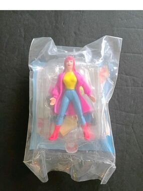 Mary Jane Watson Fashion#5 The Amazing Spider-Man McDonald's Happy Meal Toy 1995